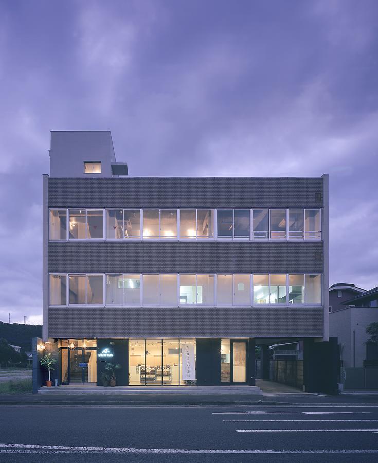 Iwashi Building Hostel Akune Екстер'єр фото