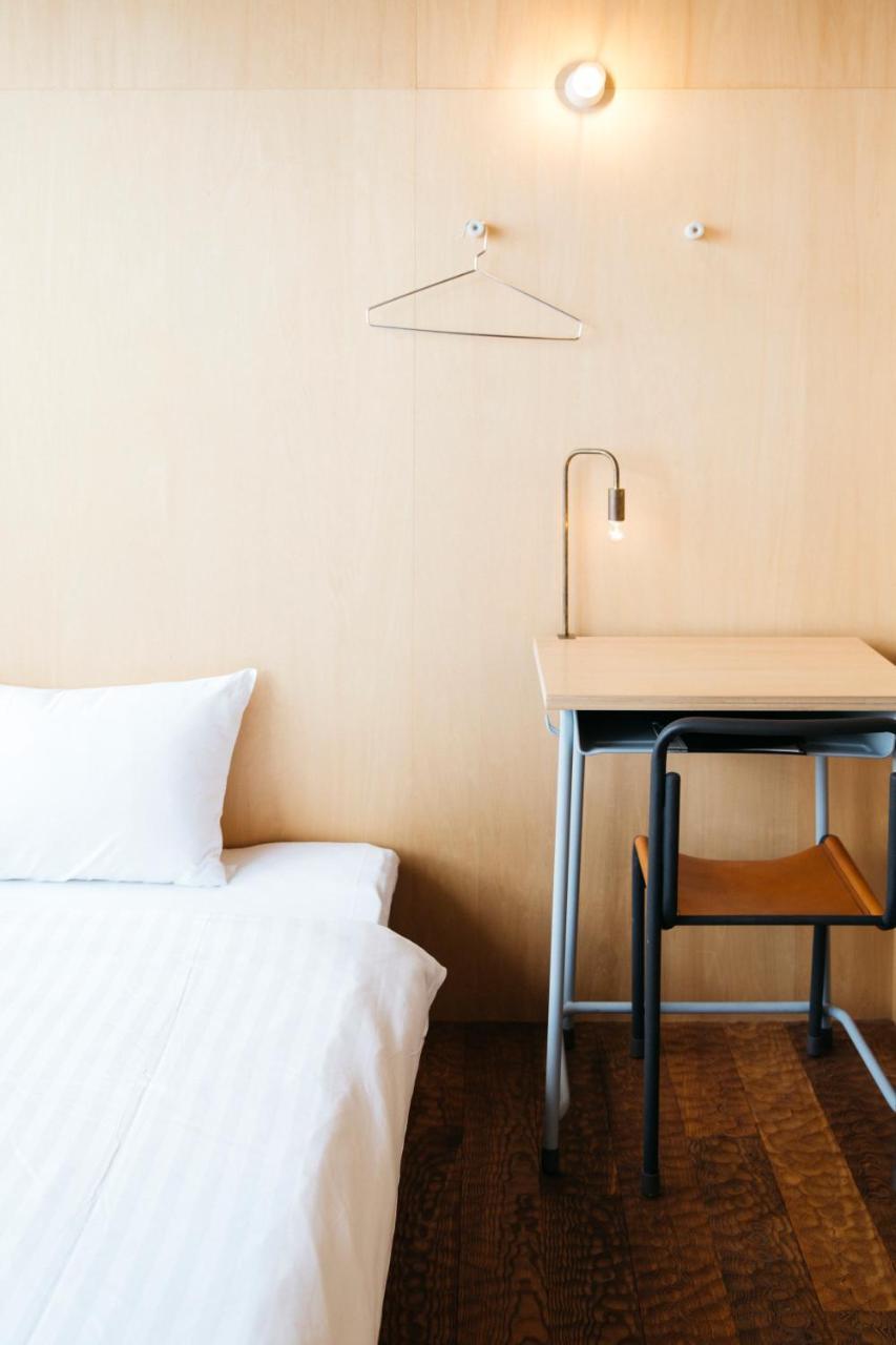 Iwashi Building Hostel Akune Екстер'єр фото